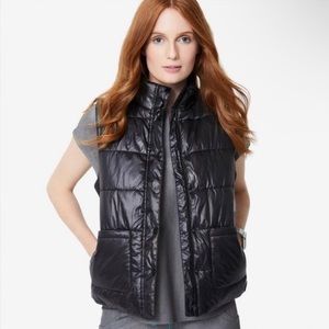 Figs Performance Puffer Vest Black Medium